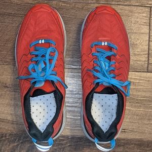 Hoka One One Women's Size 9.5